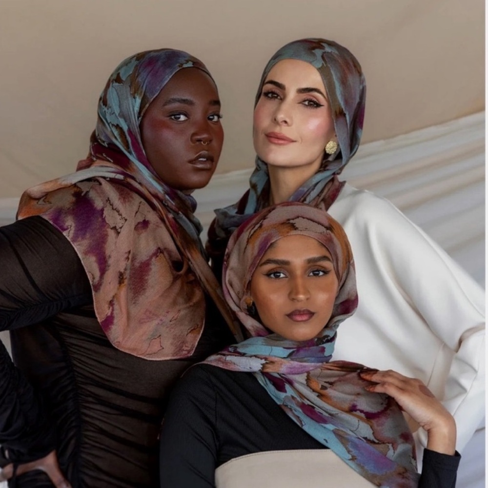 VELA WATERCOLOR HIJAB